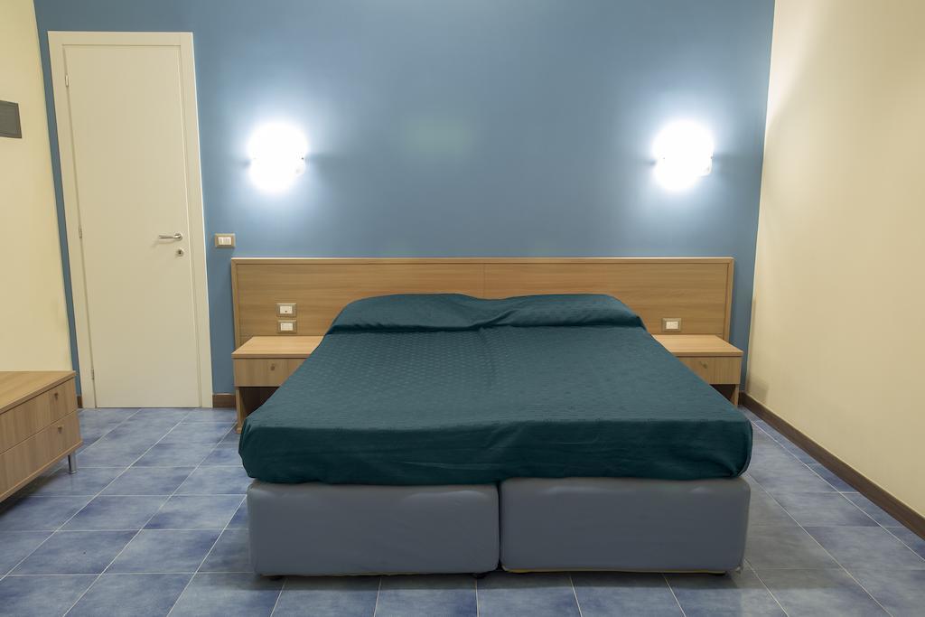 Duomo 89 Bed & Breakfast Naples Luaran gambar